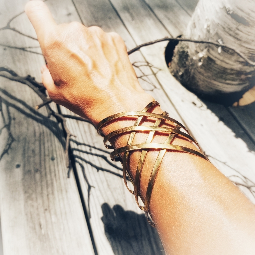 BISJOUX Designer lattice brass cuff bracelet